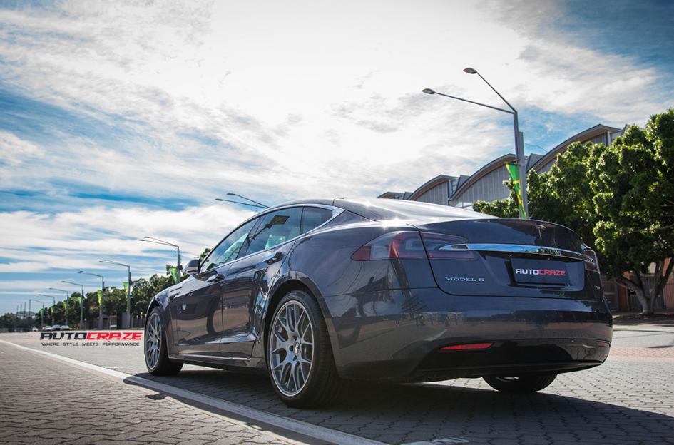 TESLA MODEL S CH R MATTE TITANIUM WITH STAINLESS STEEL RIM PROTECTOR